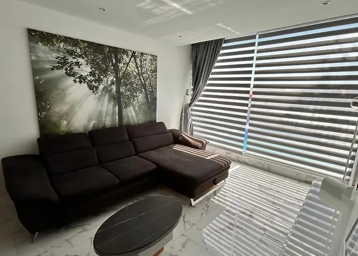 Villa Con Piscina Privada Palmeras Home
